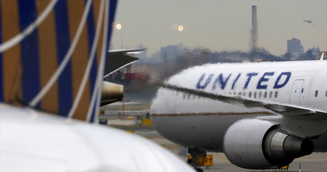 Ασθενής με κορωνοϊό πέθανε κατά τη διάρκεια πτήσης της United Airlines