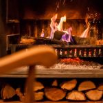 5 Συμβουλές Πώς να Ανάβετε το Τζάκι Εύκολα και με Ασφάλεια